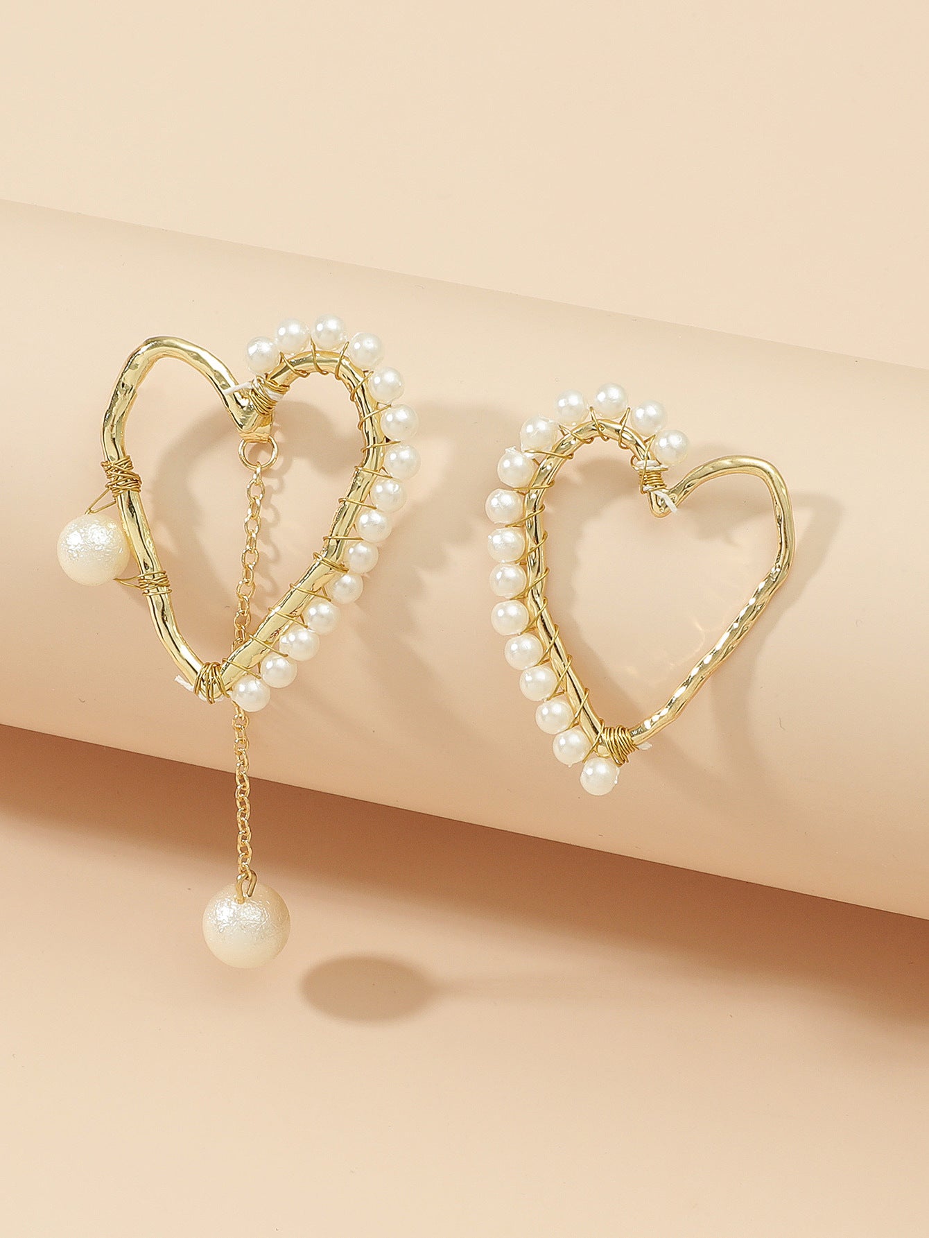 Geometric Heart Shaped Pearl Earrings - Sullys Beauty 